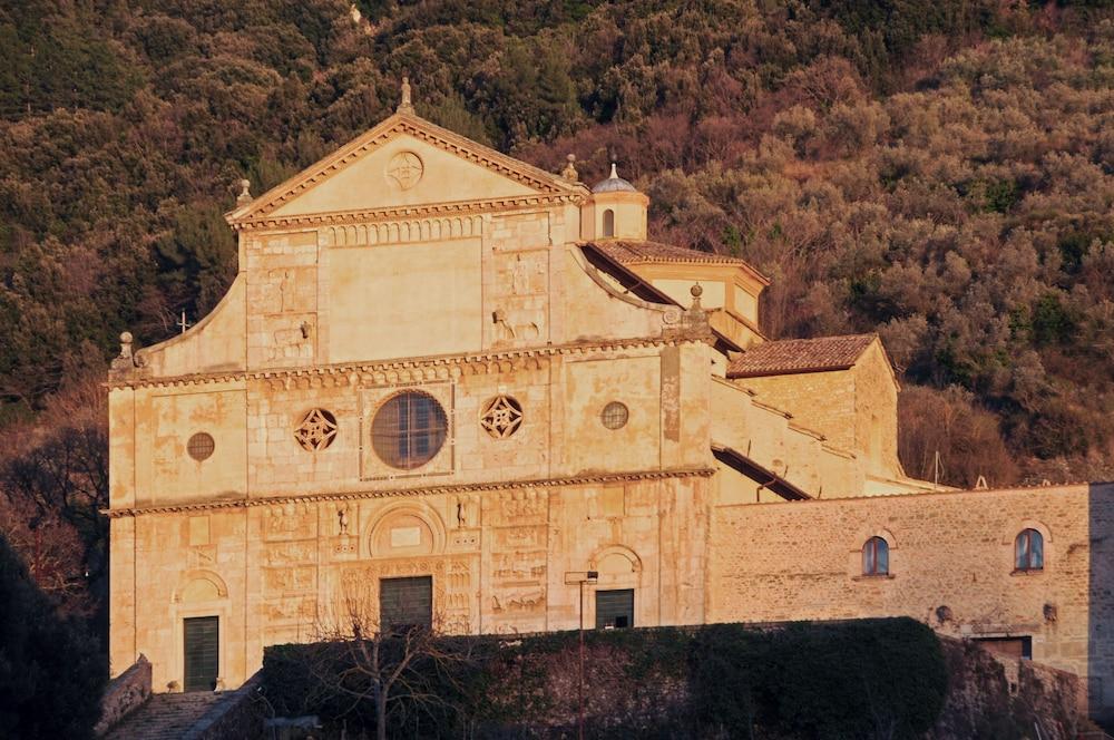 Hotel Athena Spoleto Eksteriør billede