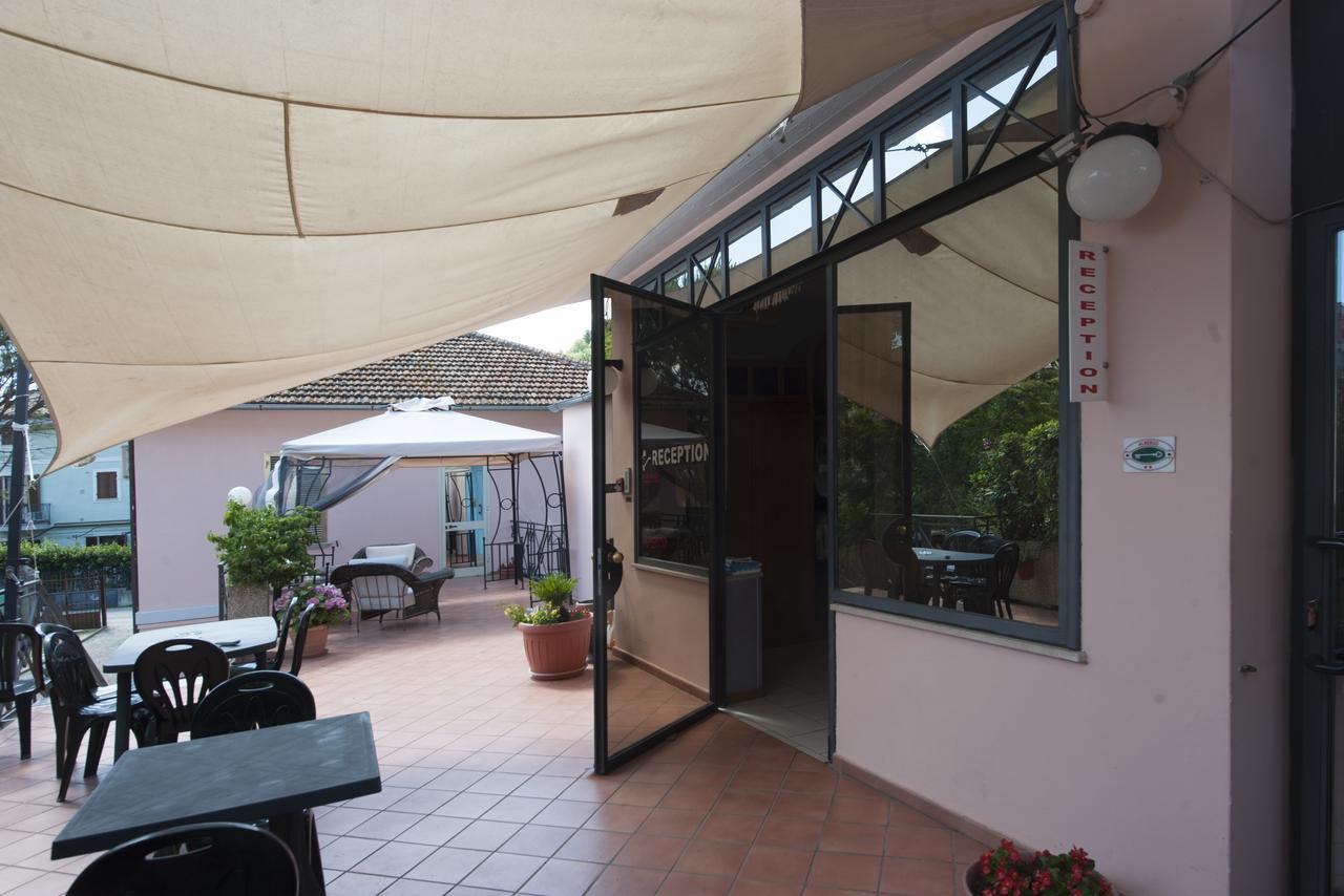 Hotel Athena Spoleto Eksteriør billede